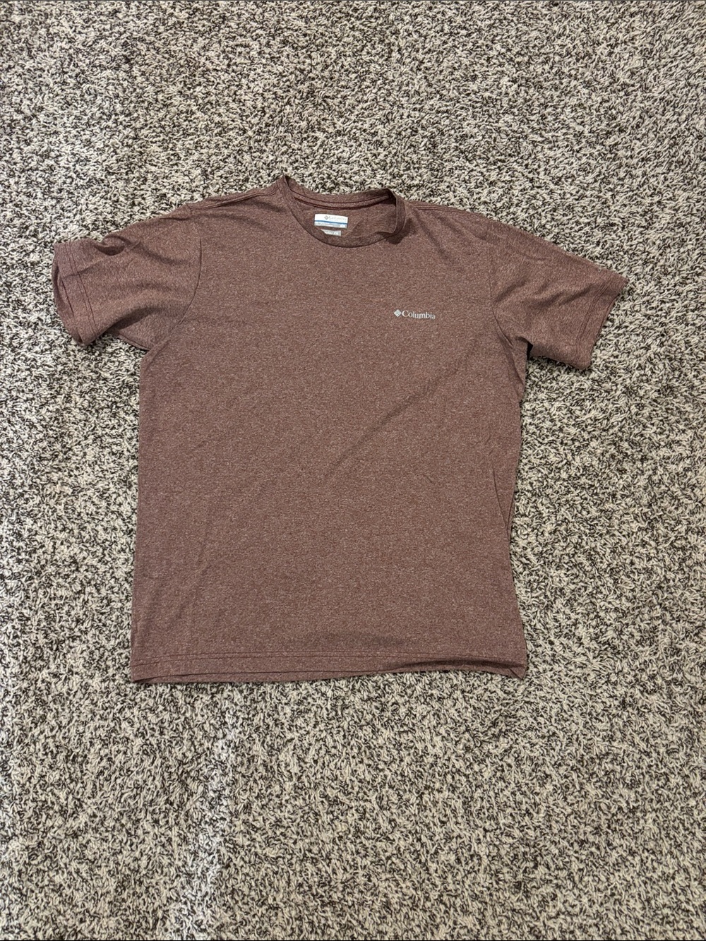 Columbia Men’s Short-Sleeve Tee in Maroon Heather